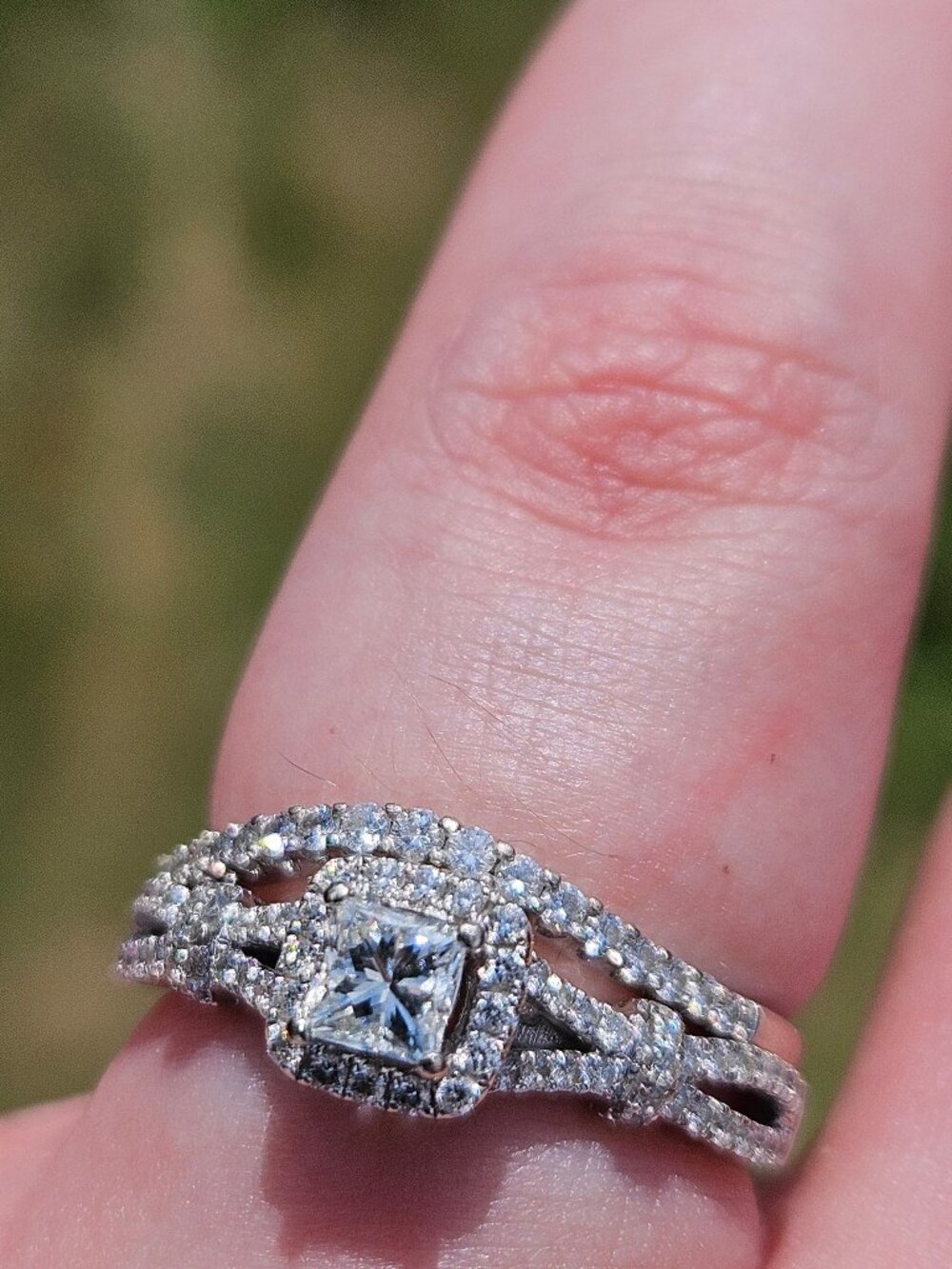 14K White Gold Diamond Halo Split Shank Loose Wedding Ring Engagement Set Size7